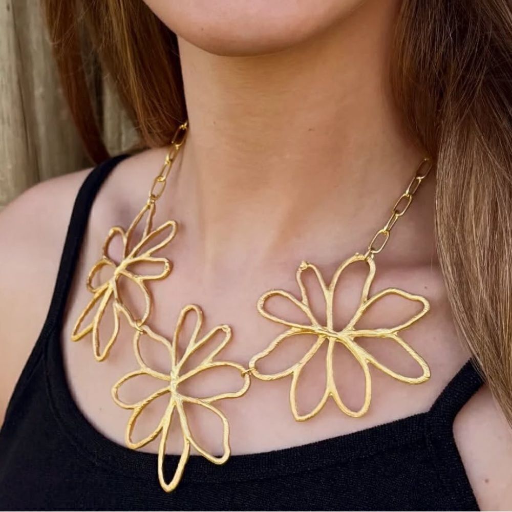 Bohemian flower necklace M82